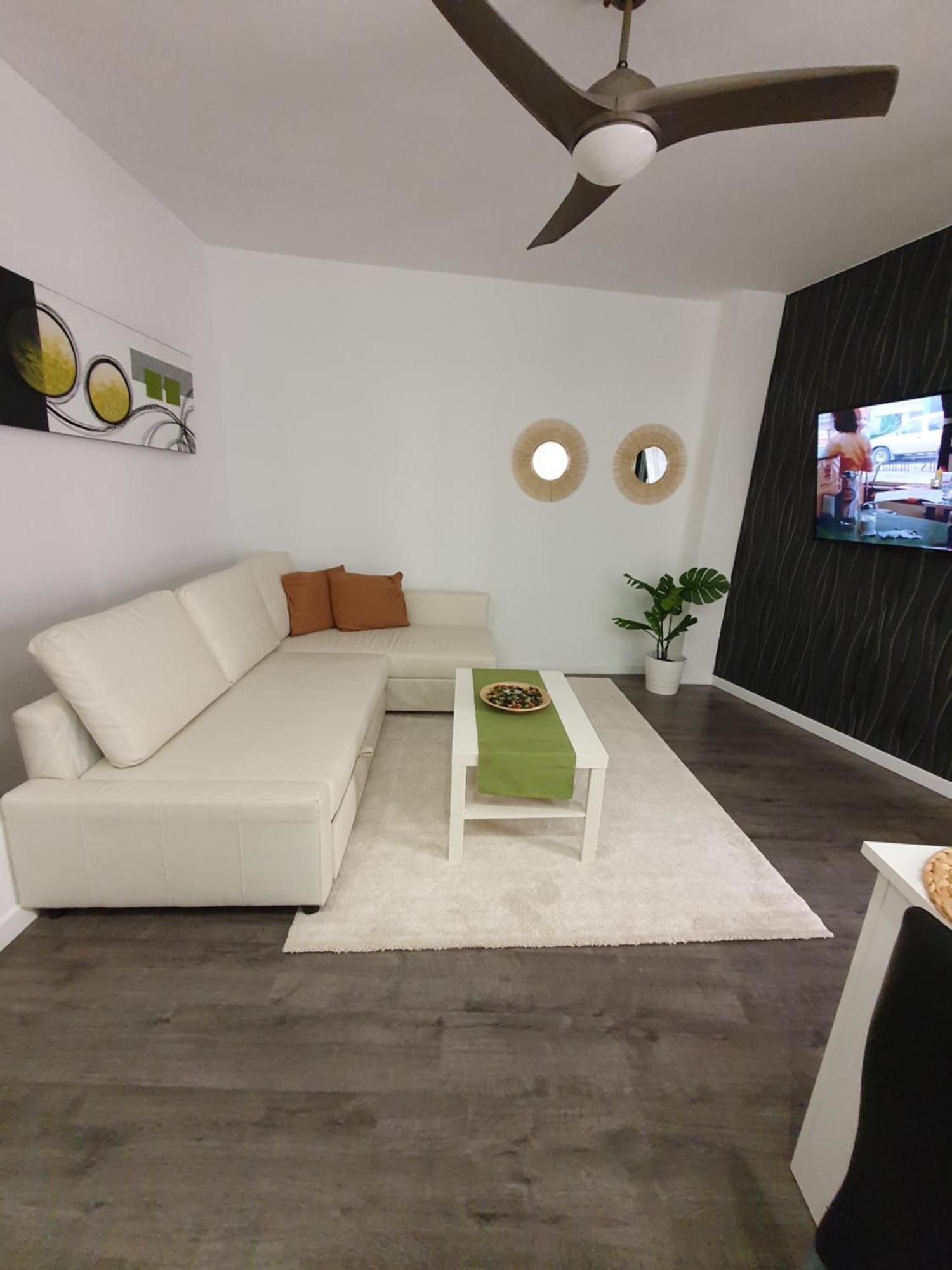 Tribuna Deluxe 马拉加 外观 照片